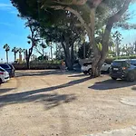 Sanary, Vue Mer, à Deux Pas Des Plages Et Du Centre *