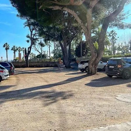 L'azur, Centre Avec Parking, Vue Mer, Climatisation *