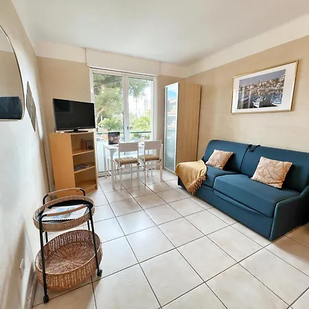 Sanary, Vue Mer, A Deux Pas Des Plages Et Du Centre Appartement