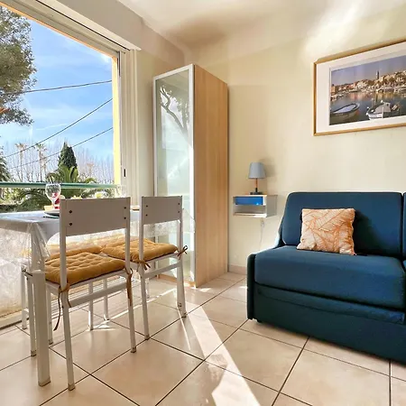 Apartmán L'azur, Centre Avec Parking, Vue Mer, Climatisation *
